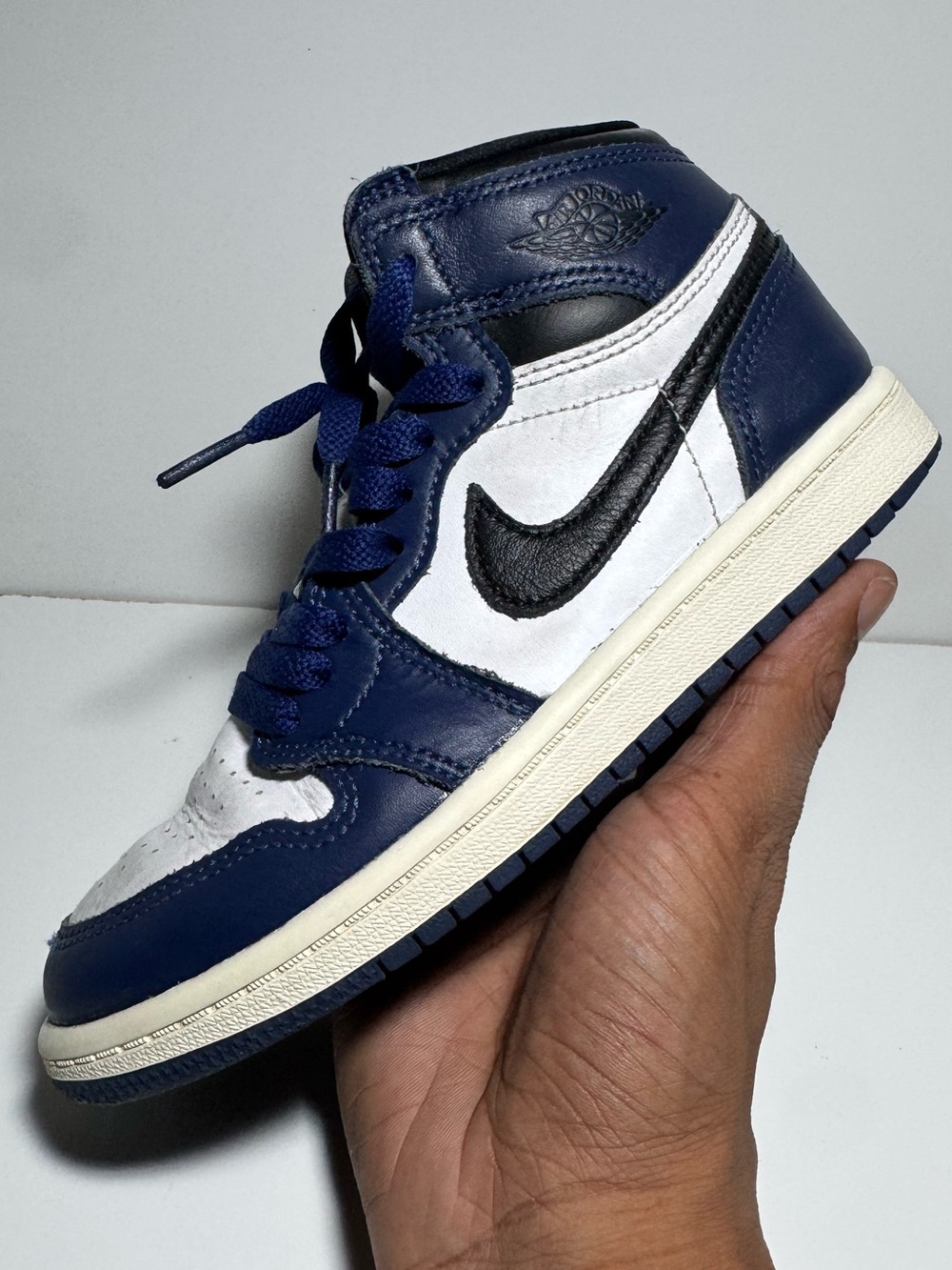 Air Jordan 1 Retro High “Midnight Navy” PS Size 1Y